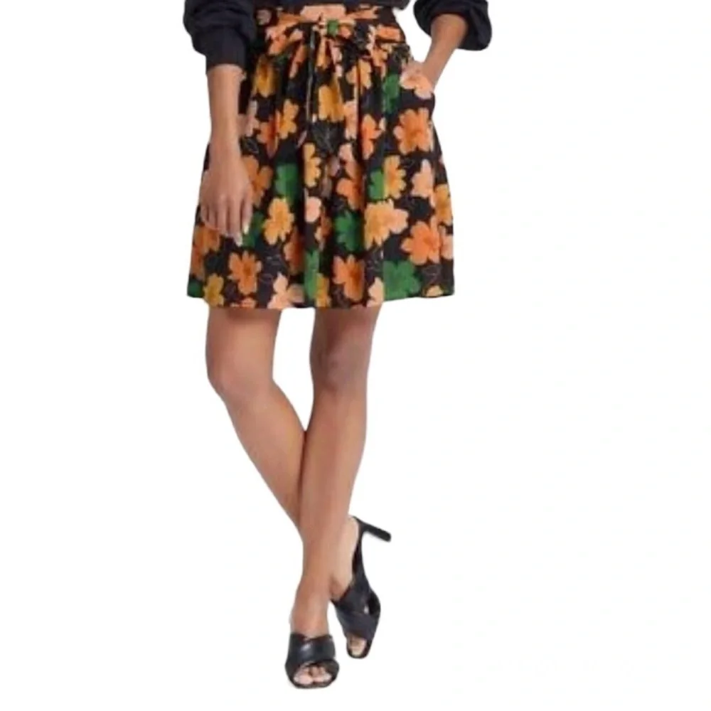 Women's Wide Belt Floral Mini Skirt - Who What Wear Black/Gold Size S